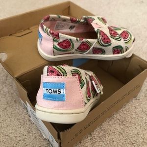 NIB Tiny 6 TOMS Classic